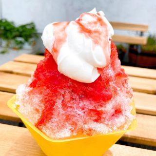 ミルクは三重県鈴鹿市にあるケーキ屋さんです おいしいお菓子と焼きたてパンのお店です